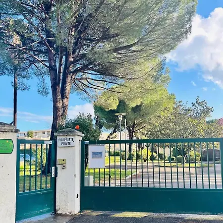 Charming Bright In Daire