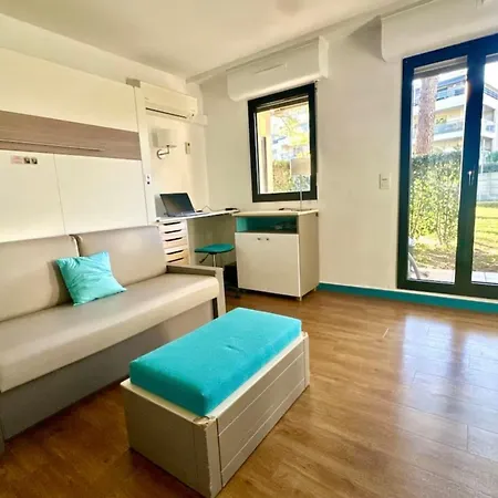 Charming Bright In Appartement Mandelieu