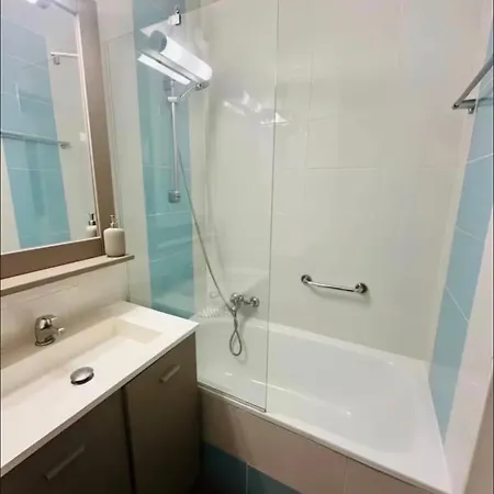 Charming Bright In * Mandelieu