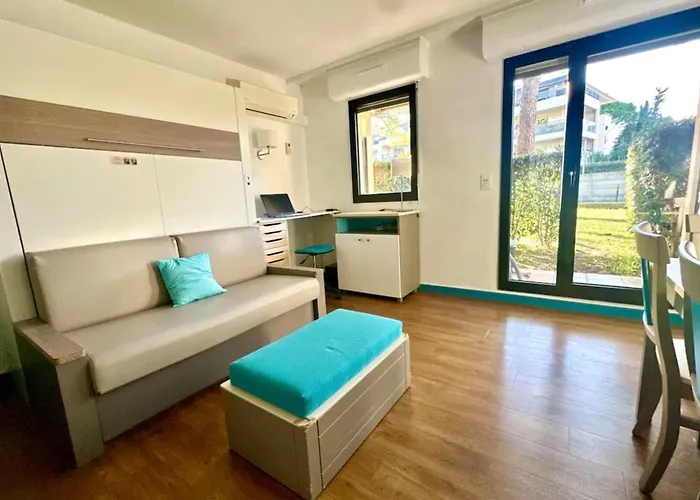 Charming Bright In Apartman Mandelieu