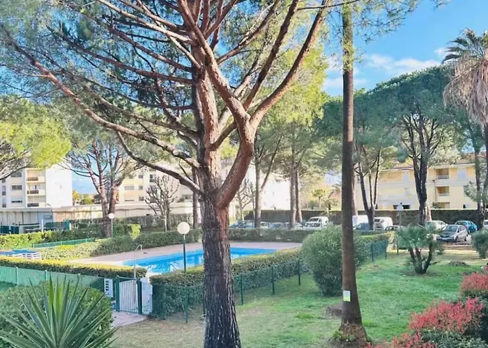 Apartman Charming Bright In